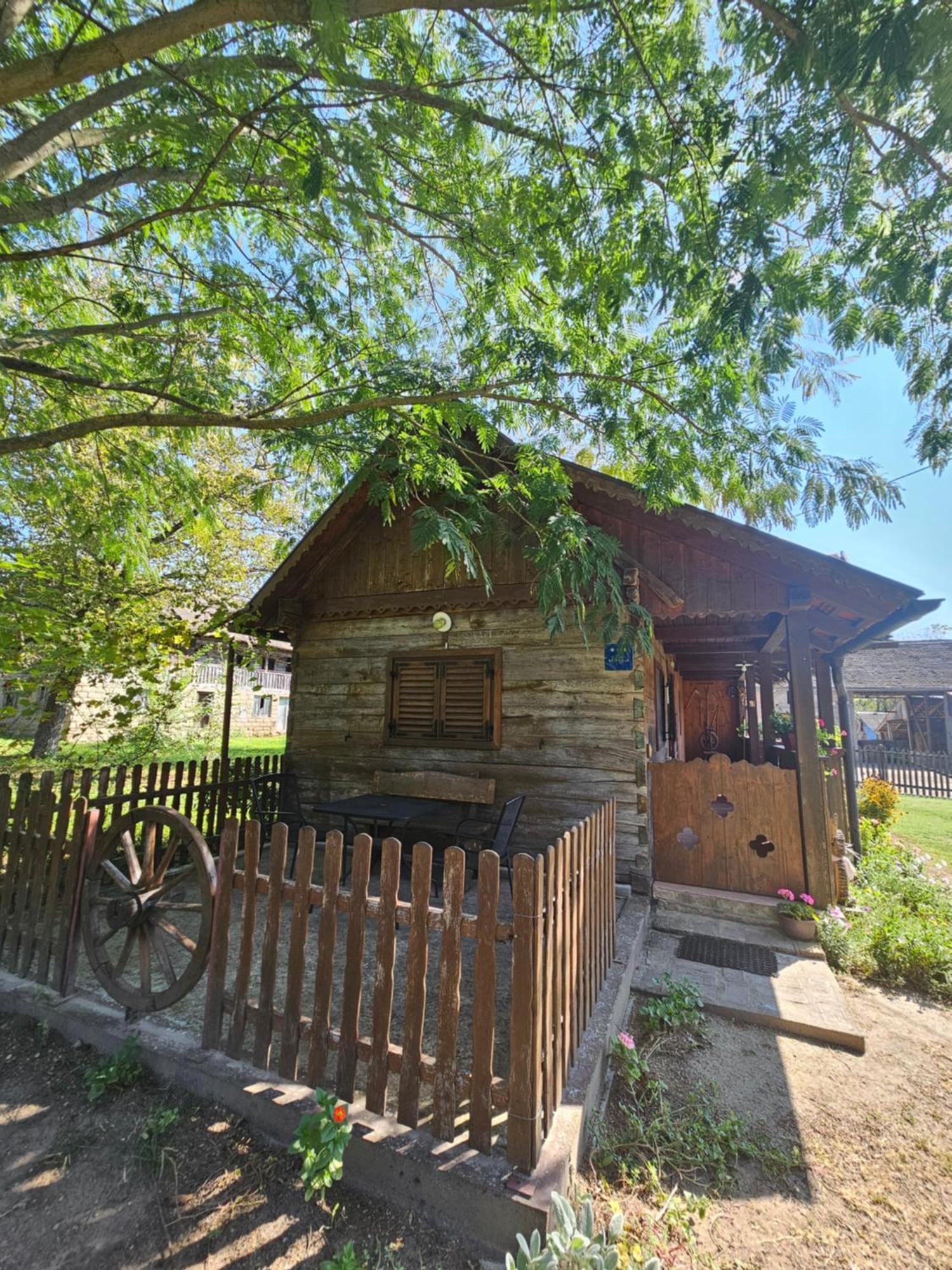 Apartments Kuvarna Čigoč Exteriör bild